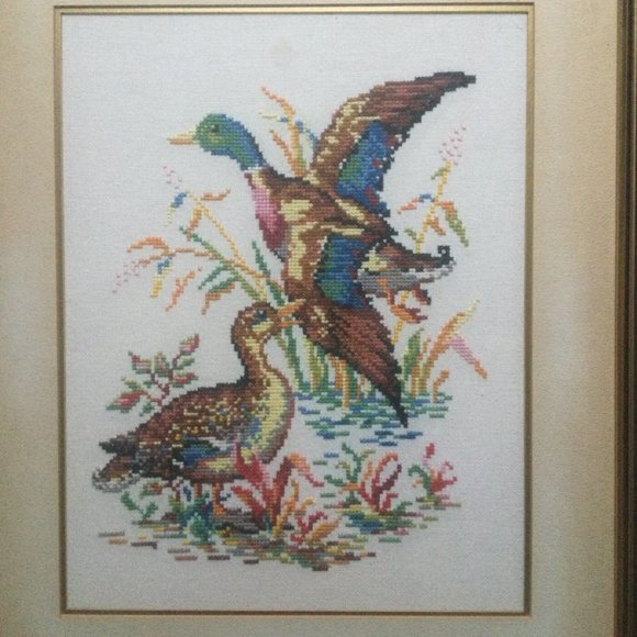 Vintage T.eaton Co wall art cross stich needlepoint embroidery framed two ducks - Picture 2 of 4